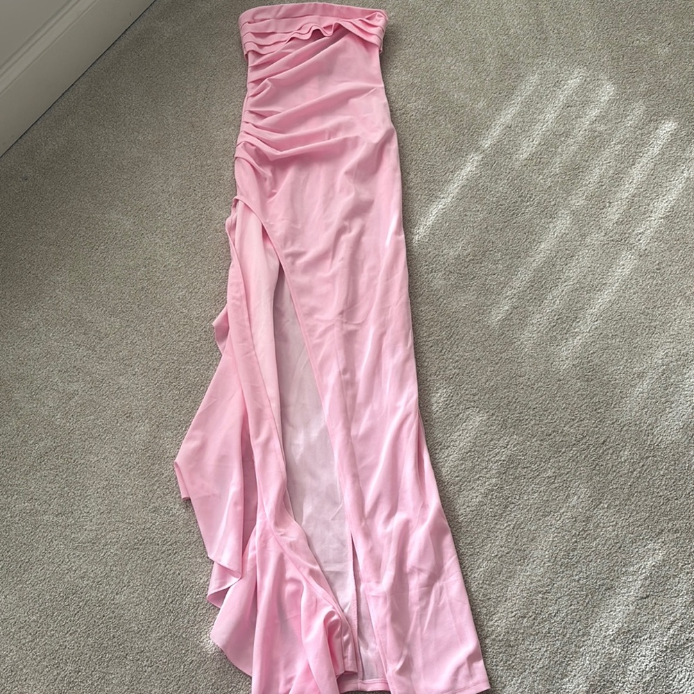 Elegant Pink Strapless Gown
